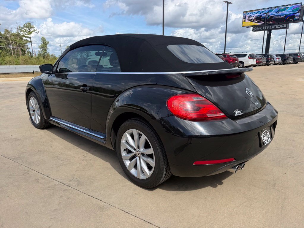 Used 2014 Volkswagen Beetle TDI FWD image 3