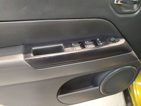 Used 2012 Jeep Patriot Latitude image 11