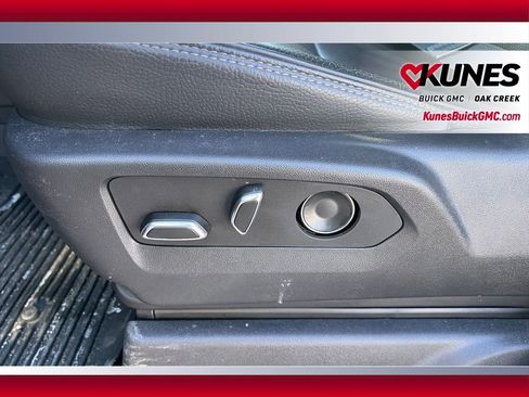 Used 2024 GMC Sierra 1500 AT4 w/ Technology Package image 9