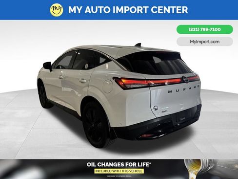Used 2025 Nissan Murano SV AWD/4WD image 6
