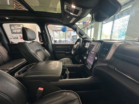 Used 2019 RAM 1500 Limited image 40