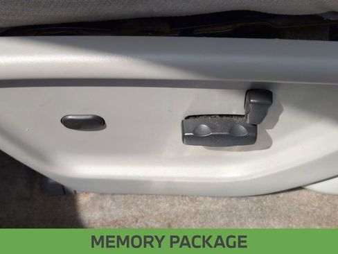 Used 2009 Chevrolet TrailBlazer LT image 16