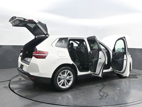 New 2025 BMW X3 xDrive30i w/ Convenience Package AWD/4WD image 50
