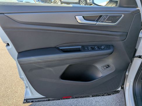 New 2026 Volkswagen Atlas Cross Sport SEL Premium R-Line image 11