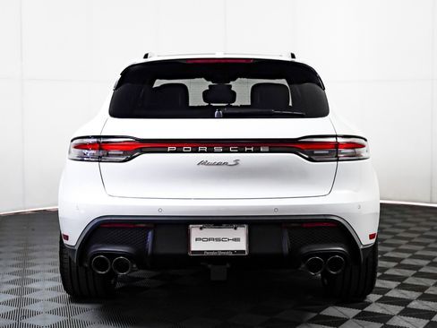 New 2026 Porsche Macan S image 11