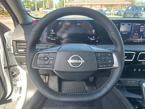 New 2026 Nissan Sentra SV w/ SV Convenience Package FWD image 23