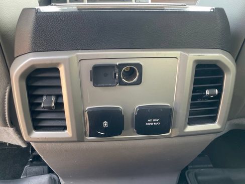Used 2017 Ford F150 Lariat RWD image 22