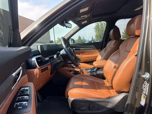 Used 2024 Kia Telluride SX Prestige X-Pro AWD/4WD image 11