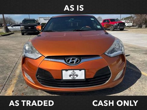Used 2016 Hyundai Veloster w/ Option Group 03 image 2