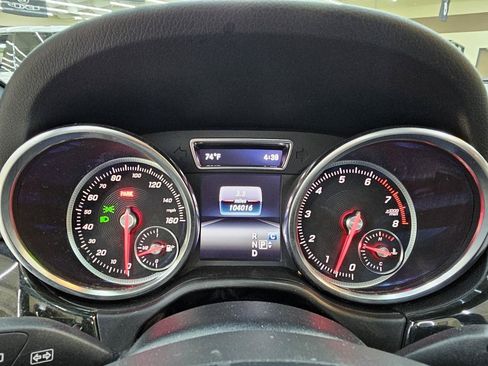 Used 2018 Mercedes-Benz GLE 350 w/ Premium 1 Package image 32