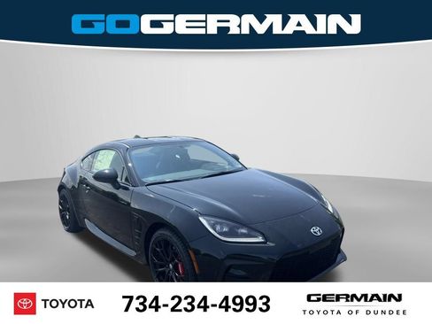 New 2026 Toyota GR86 Premium RWD image 4