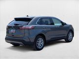 Used 2023 Ford Edge SEL image 5