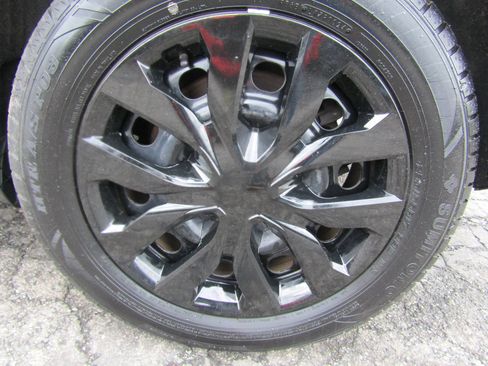 Used 2017 Ford Escape S FWD image 31