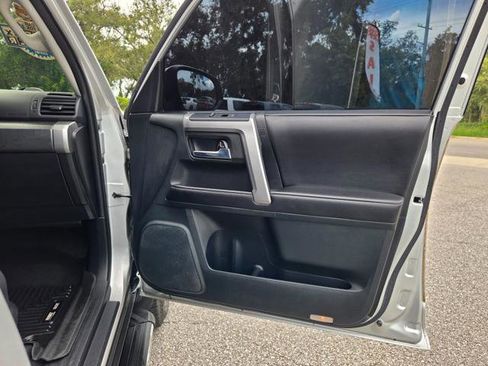 Used 2016 Toyota 4Runner SR5 image 37