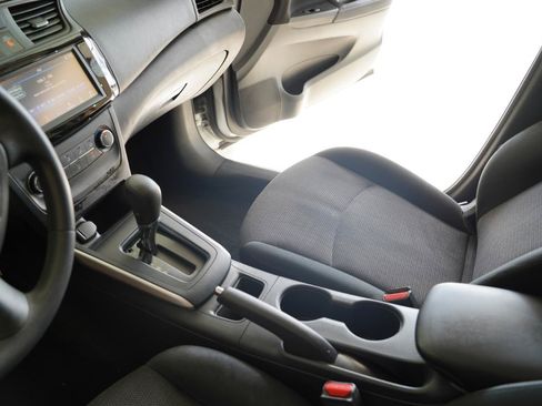 Used 2019 Nissan Sentra S FWD image 21