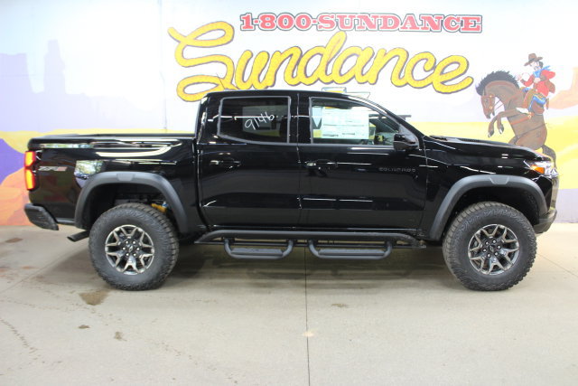 New 2026 Chevrolet Colorado ZR2 w/ Technology Package AWD/4WD image 1
