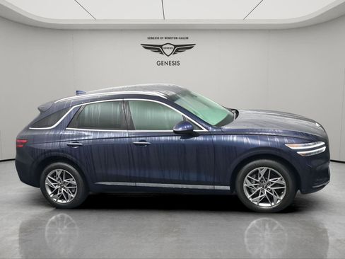 Used 2025 Genesis GV70 2.5T AWD/4WD image 16