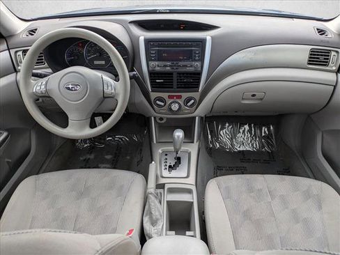 Used 2010 Subaru Forester 2.5X Premium image 16