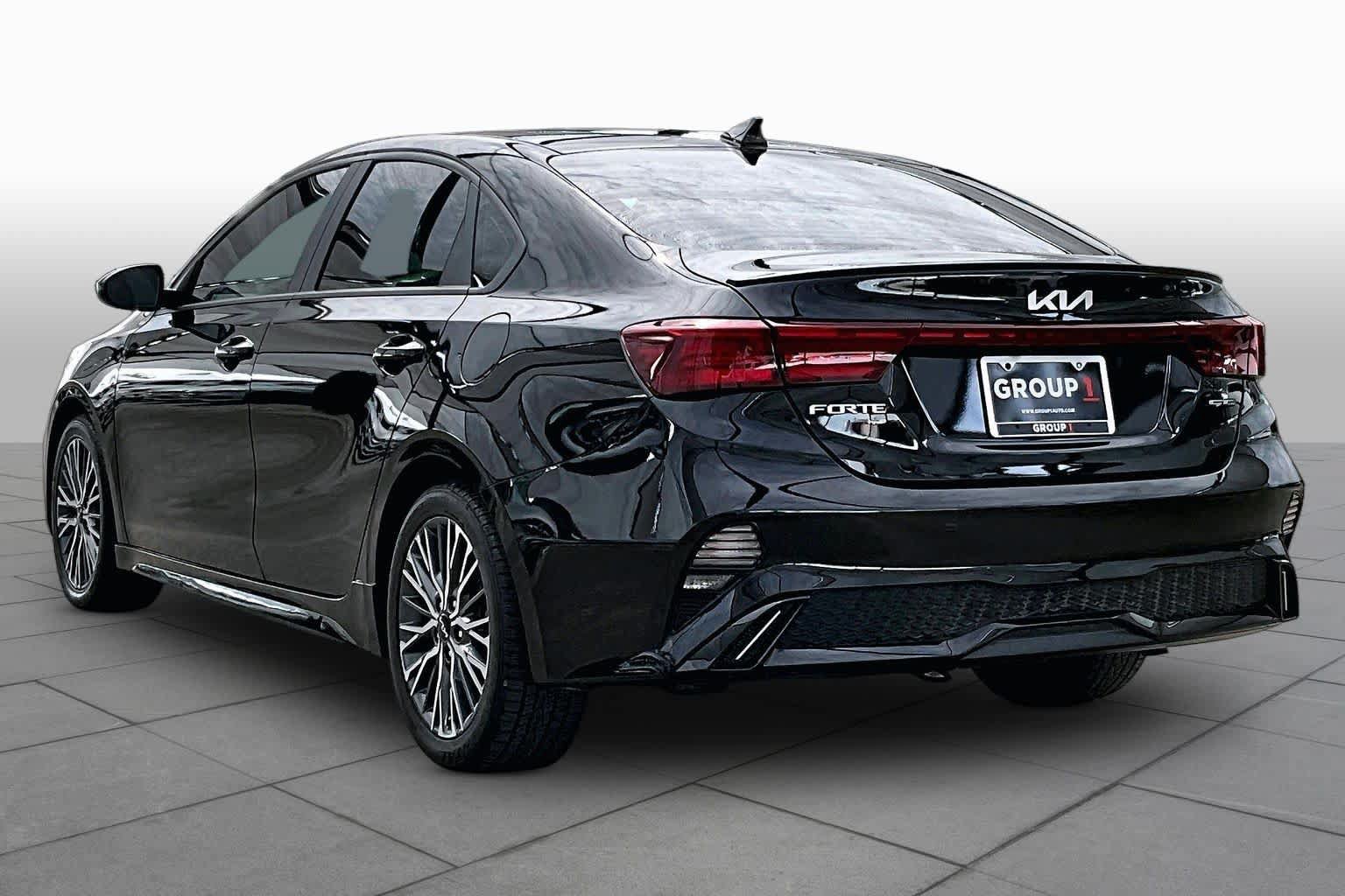 Used 2023 Kia Forte GT-Line w/ GT-Line Technology Package FWD image 12