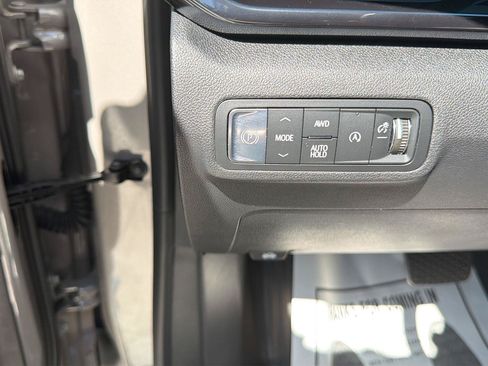 Used 2026 GMC Terrain AT4 w/ Technology Package II AWD/4WD image 17