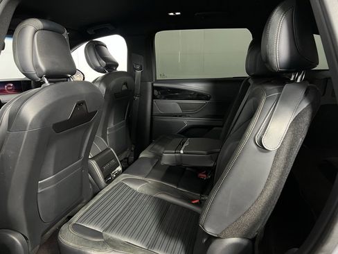 Used 2024 Lincoln Nautilus Reserve w/ Jet Appearance Package (87T) image 27