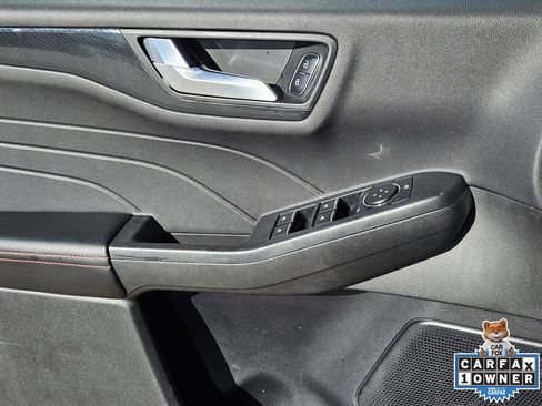 Used 2025 Ford Escape ST-Line image 29