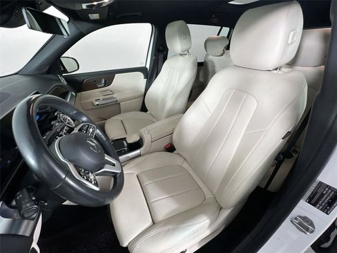 Certified 2021 Mercedes-Benz GLB 250 GLB 250 image 21