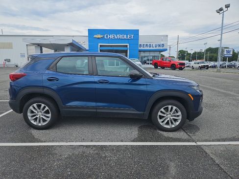 Used 2021 Chevrolet TrailBlazer LS AWD/4WD image 4