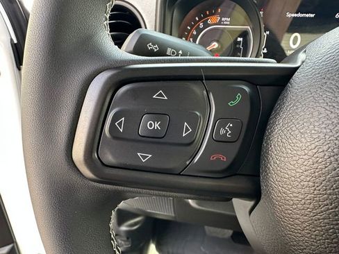 Used 2025 Jeep Wrangler Sport image 13