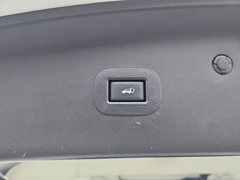 Used 2024 INFINITI QX80 Luxe image 18