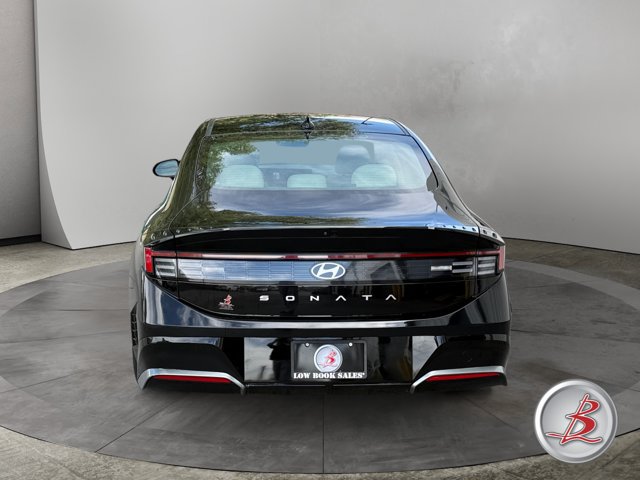 Used 2025 Hyundai Sonata SEL FWD image 6