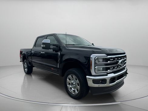 New 2026 Ford F250 Lariat w/ Lariat Premium Package image 2