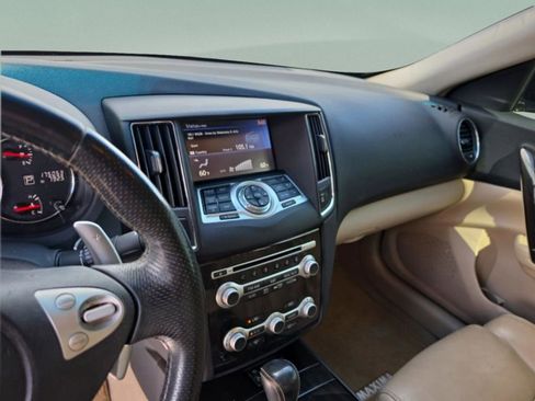 Used 2013 Nissan Maxima 3.5 SV w/ Premium Pkg FWD image 18