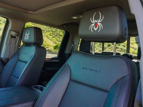 New 2026 GMC Sierra 2500 Denali w/ Denali Reserve Package image 20