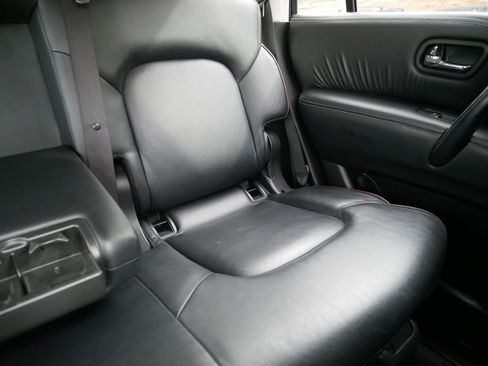 Used 2019 Nissan Armada SL AWD/4WD image 14