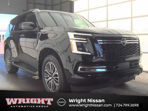 Certified 2025 Nissan Armada SL AWD/4WD image 1