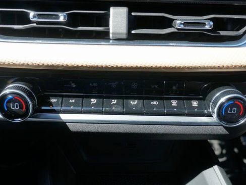 New 2026 Chevrolet Equinox ACTIV image 32