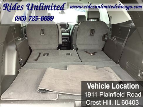 Used 2019 Chevrolet Traverse LT w/ LT Premium Package AWD/4WD image 37