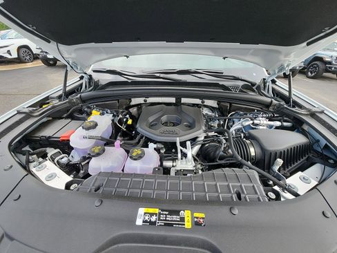 New 2025 Jeep Grand Cherokee Limited 4xe w/ Luxury Tech Group II image 21