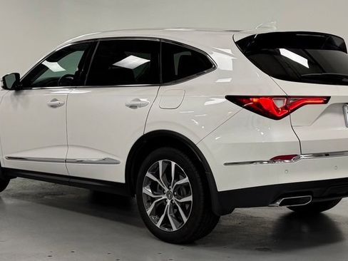 Used 2024 Acura MDX SH-AWD w/ Technology Package image 4