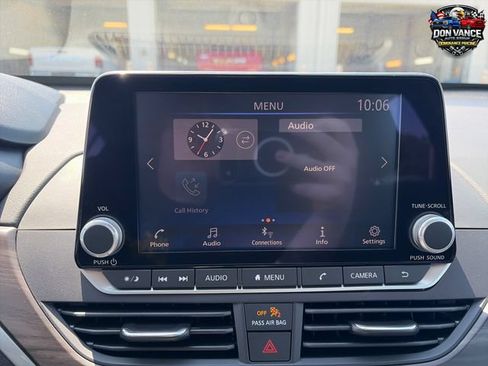 Used 2023 Nissan Altima 2.5 SV FWD image 18