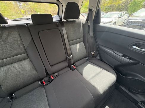Used 2025 Nissan Rogue SV AWD/4WD image 35