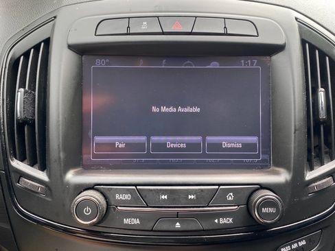 Used 2017 Buick Regal Sport Touring FWD image 28