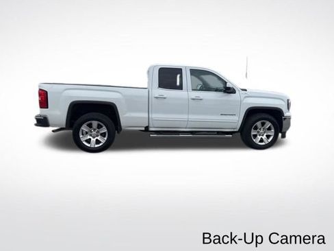 Used 2019 GMC Sierra 1500 SLE w/ SLE Value Package AWD/4WD image 9