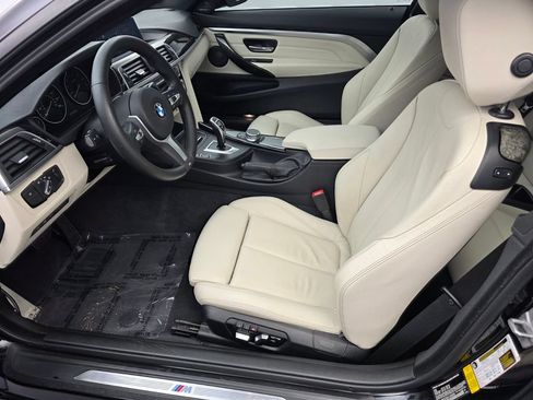 Used 2020 BMW 430i Coupe w/ M Sport Package RWD image 9