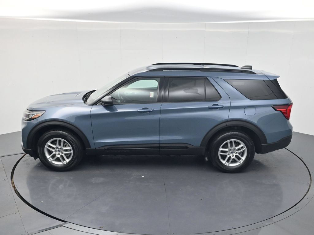 Used 2026 Ford Explorer Active AWD/4WD image 44