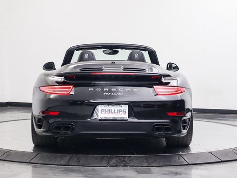 Used 2014 Porsche 911 4 Cabriolet AWD/4WD image 17