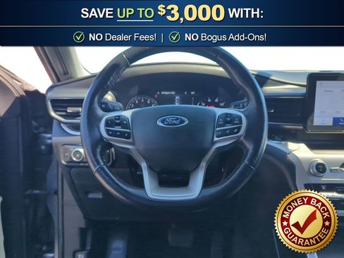 Used 2021 Ford Explorer XLT w/ Equipment Group 202A image 18