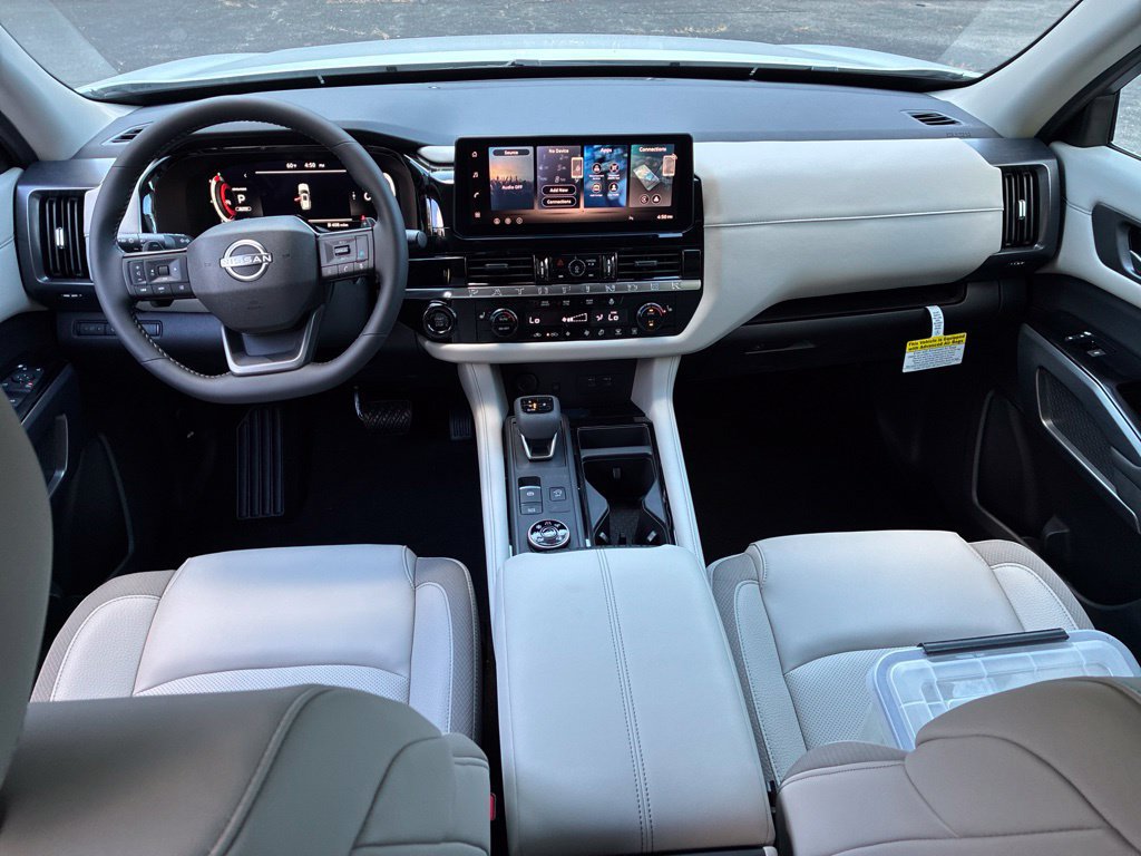 New 2026 Nissan Pathfinder SL AWD/4WD image 29