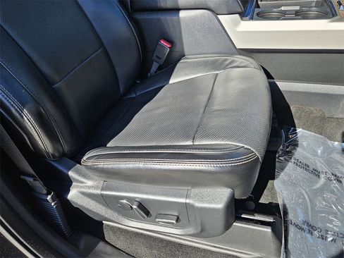 Used 2017 Ford F450 Lariat w/ Lariat Ultimate Package image 36